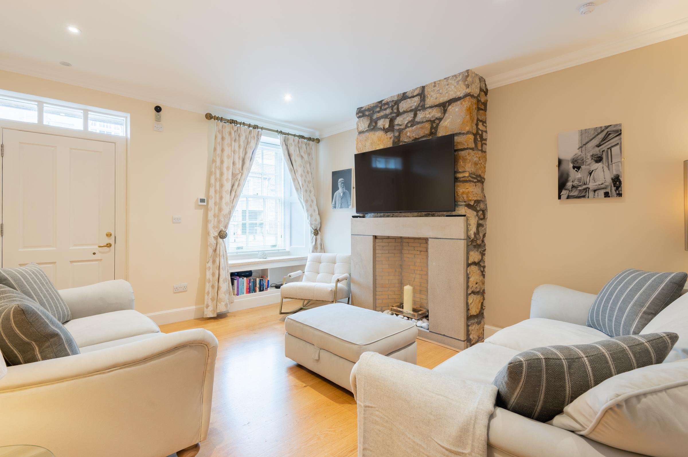 138 North Street - Luxury 2 Bed 2 Bath With Secret Garden, Summerhouse, Putting Green Сент-Ендрюс Екстер'єр фото