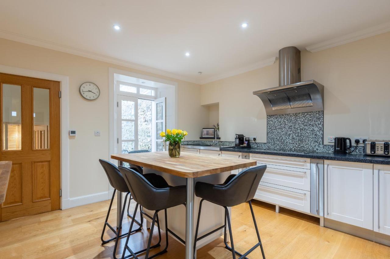 138 North Street - Luxury 2 Bed 2 Bath With Secret Garden, Summerhouse, Putting Green Сент-Ендрюс Екстер'єр фото