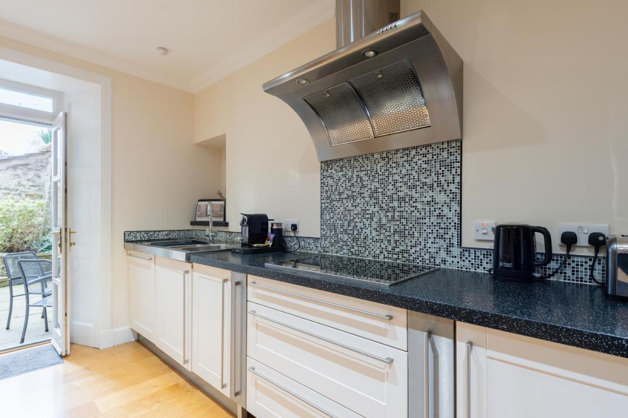 138 North Street - Luxury 2 Bed 2 Bath With Secret Garden, Summerhouse, Putting Green Сент-Ендрюс Екстер'єр фото