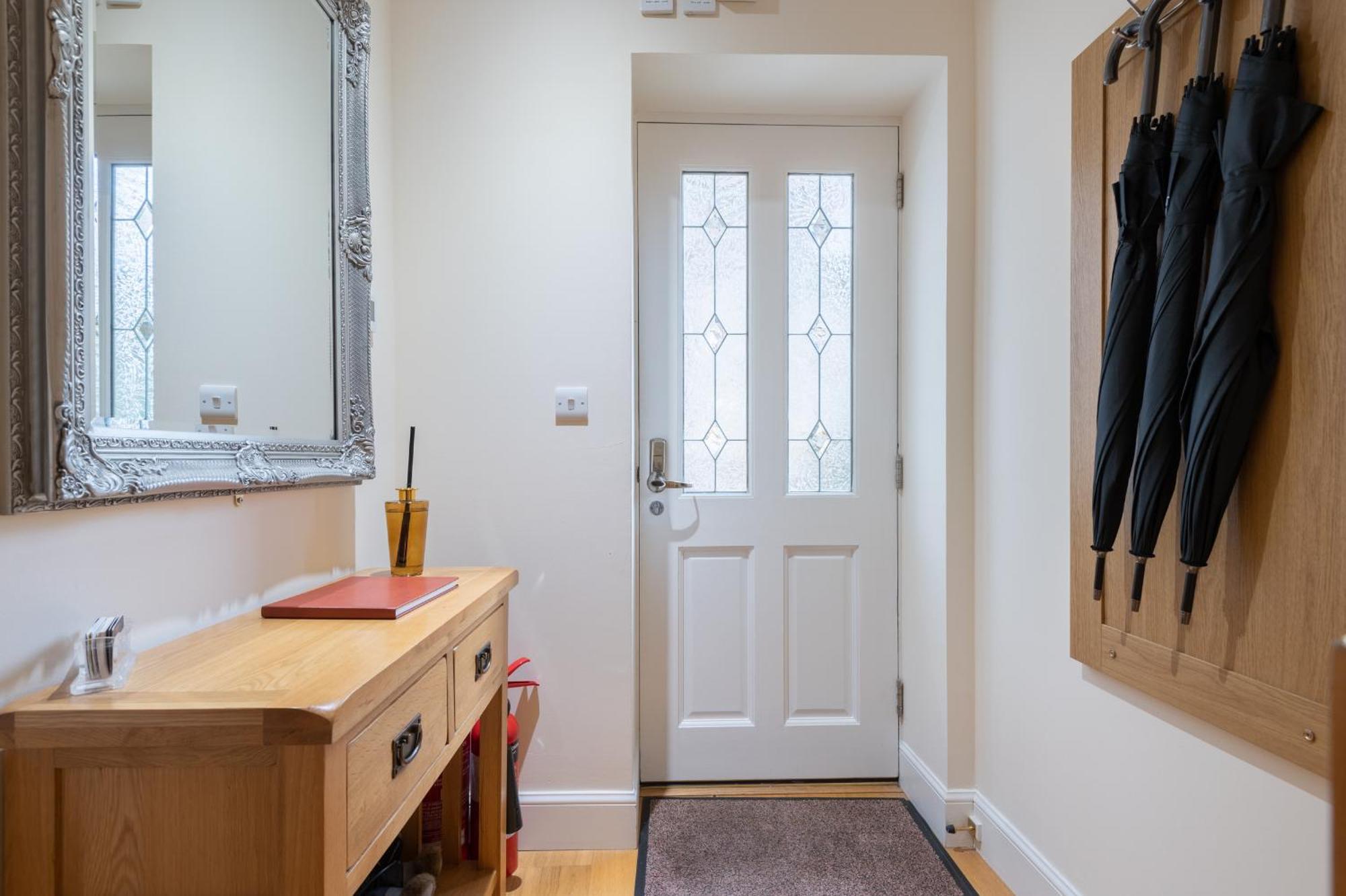 138 North Street - Luxury 2 Bed 2 Bath With Secret Garden, Summerhouse, Putting Green Сент-Ендрюс Екстер'єр фото